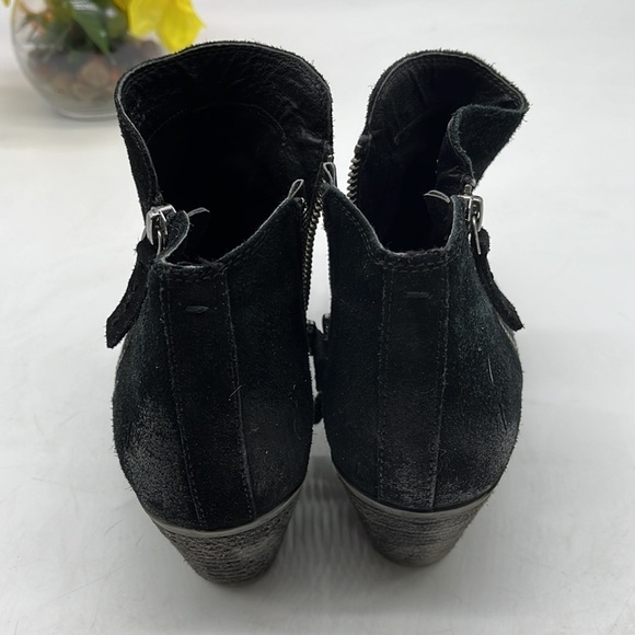 Frye Black Distressed Suede Ankle Bootie Waterproof Toe Tips Size 7M. BAB3632A - Picture 4 of 8